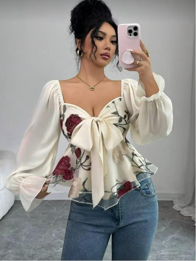 Blusa Blanca Moña Chic Elegance